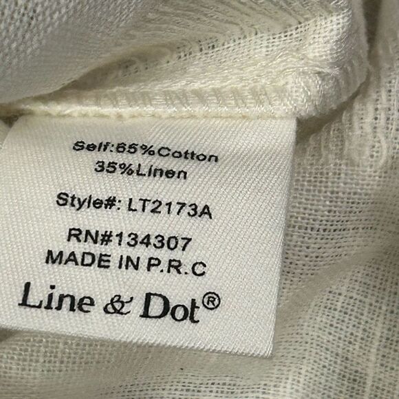 Line & Dot small white sleeveless square neck top - Picture 6 of 7